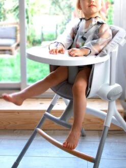 Chaise Haute évolutive BEABA Up & Down Gris - Beaba -Magasin De Produits Pour Bébés chaise haute evolutive beaba up down 2