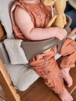 Chaise Haute Tripp Trapp® STOKKE En Chêne Teinté Chêne Foncé - Stokke -Magasin De Produits Pour Bébés chaise haute tripp trapp stokke en chene 2