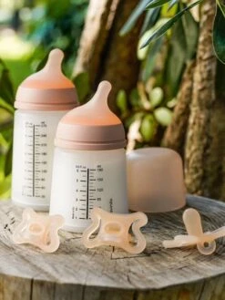 Set Biberon Zero.Zero + Sucette SUAVINEX Rose Nude - Suavinex -Magasin De Produits Pour Bébés set biberon zero.zero sucette suavinex 4