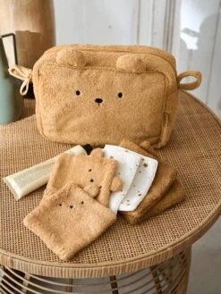 Trousse De Toilette Ourson En éponge Caramel - Vertbaudet 8 Trousse De Toilette Ourson En éponge Caramel - Vertbaudet -Magasin De Produits Pour Bébés trousse de toilette ourson en eponge 2