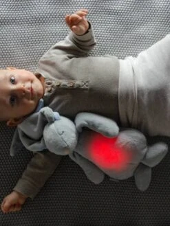 Veilleuse Peluche MOONIE Lapin Crème - Moonie -Magasin De Produits Pour Bébés veilleuse peluche moonie lapin 4